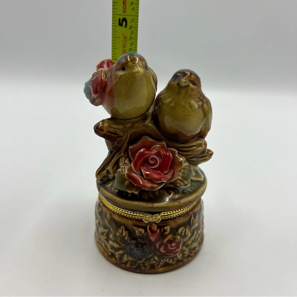 JEWELRY TRINKET BOX, BLUE LOVE BIRDS, GORGEOUS DECORATIVE FIGURINE IN CERAMIC